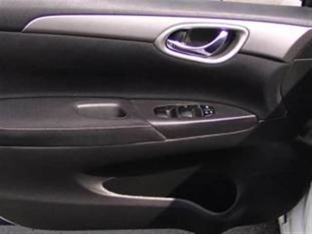 2014 Nissan Sentra SV 4dr Sedan